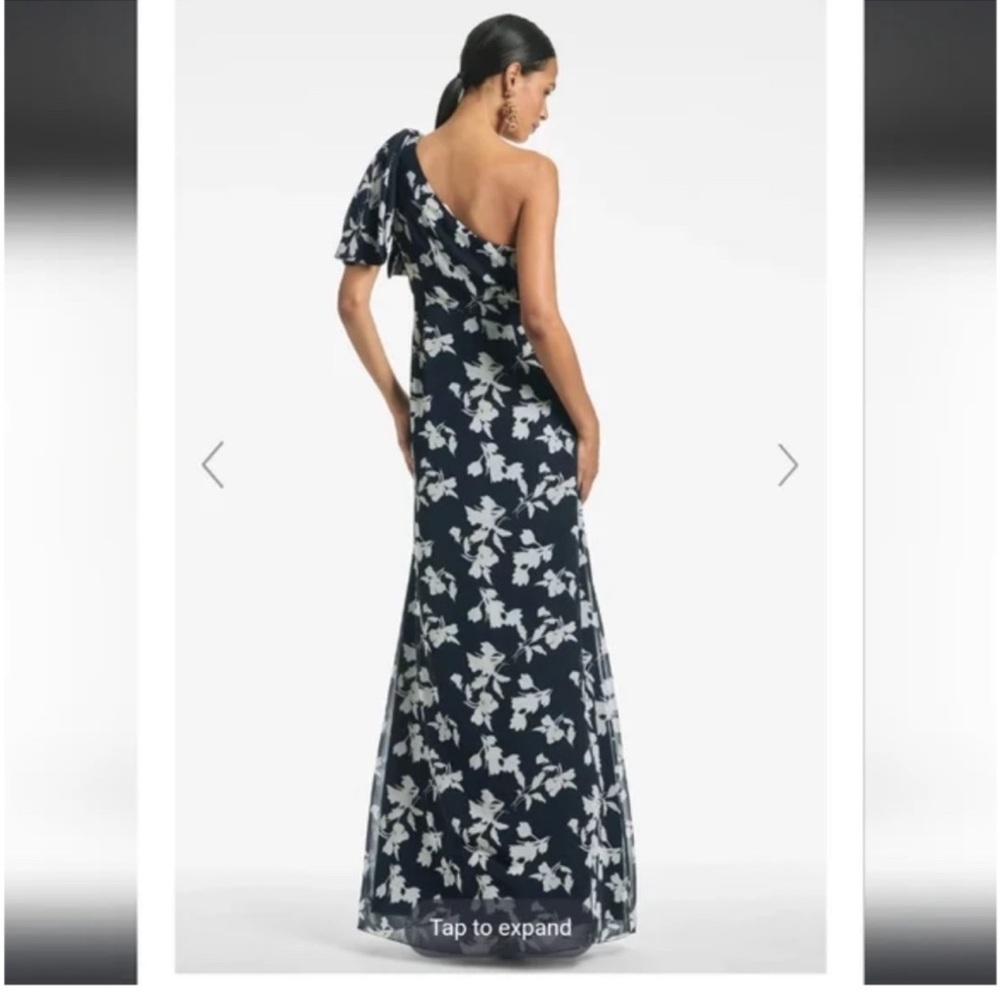 Sachin + Babi Chelsea Gown Navy Venetian Petal - Picture 2 of 8